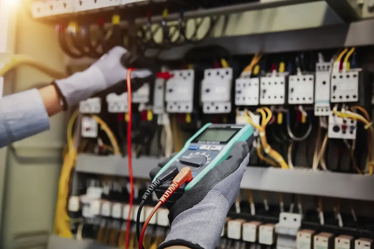 RV Indoor Electrical Services